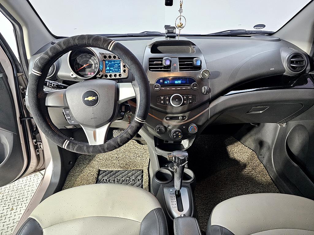 Chevrolet Spark - Vista 5