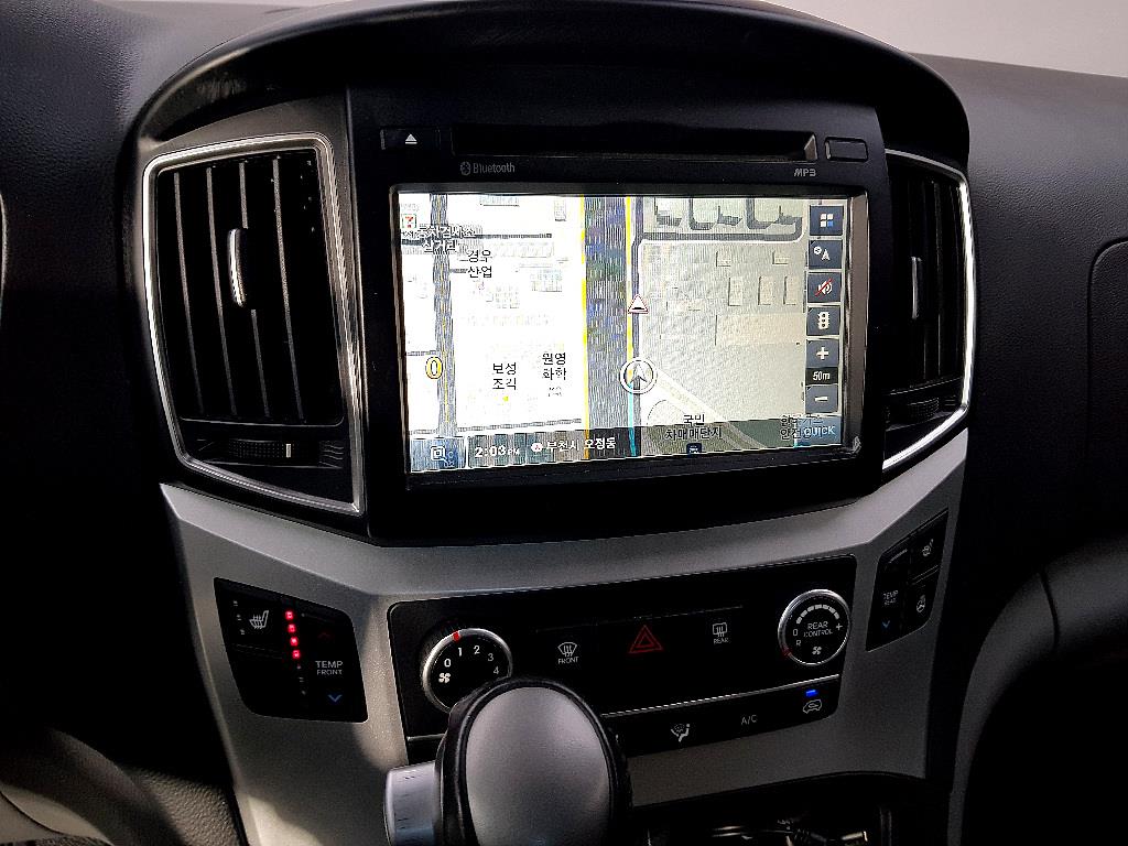 HYUNDAI Starex 2018 Negro - Importación desde Corea - HF Imports Iquique - Foto 13