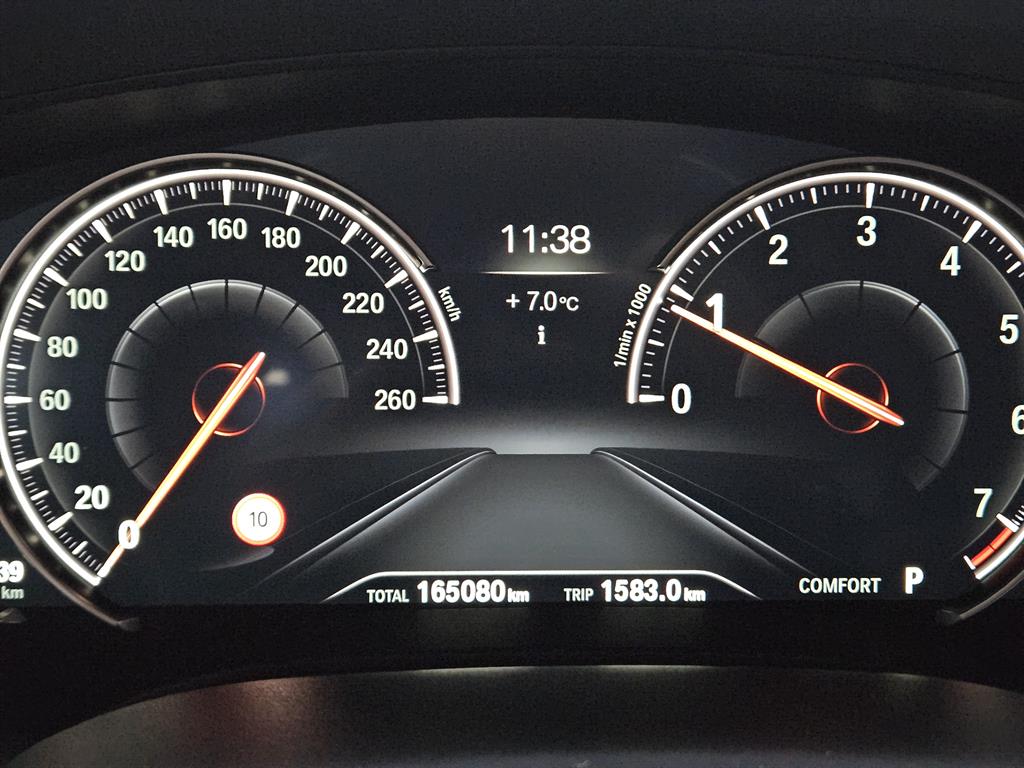 BMW 5 Series - Vista 10