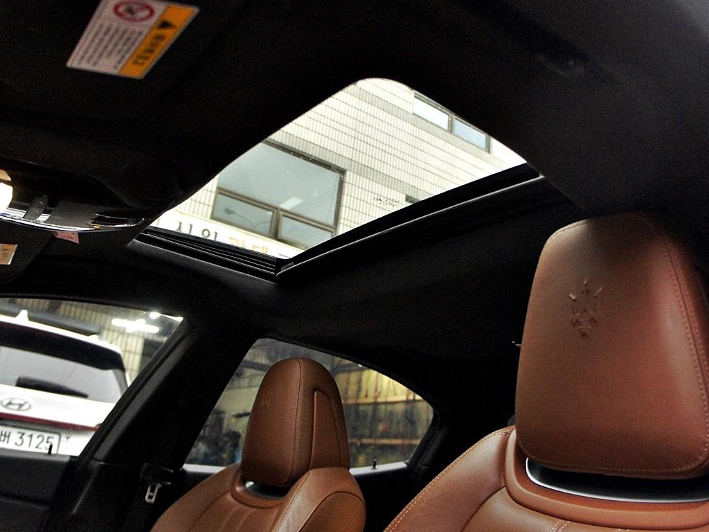 Maserati Ghibli 2018 Gris - Importación desde Corea - HF Imports Iquique - Foto 13