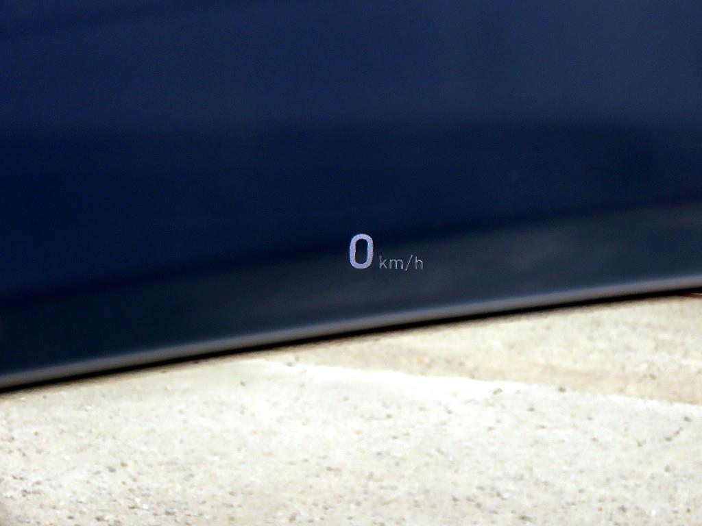 Genesis G80 - Vista 10