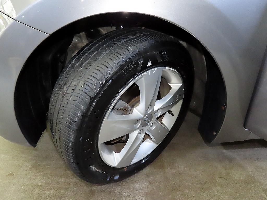 HYUNDAI Avante 2013 Gris - Importación desde Corea - HF Imports Iquique - Foto 20