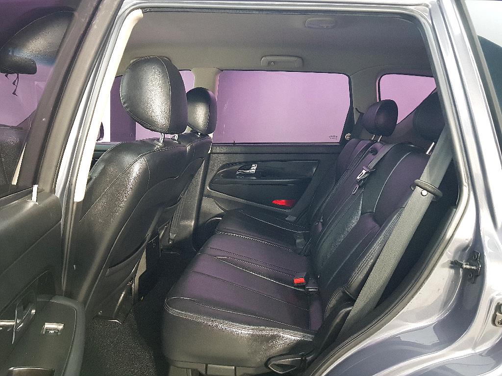 Ssangyong Rexton - Vista 9