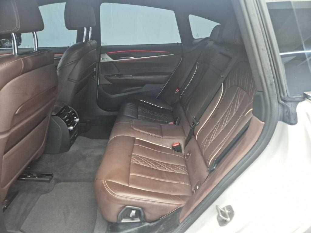 BMW Gran Turismo - Vista 12