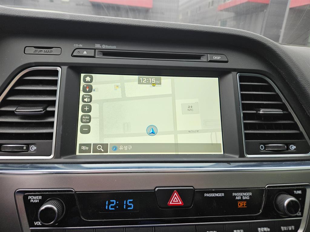 HYUNDAI Sonata - Vista 12