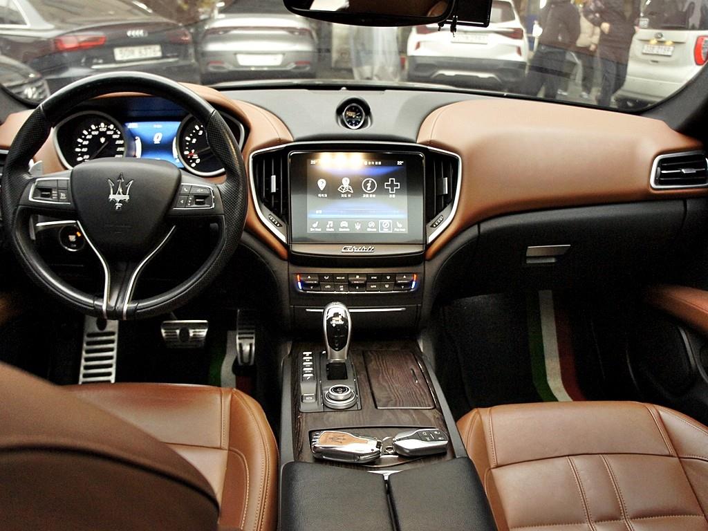 Maserati Ghibli 2018 Gris - Importación desde Corea - HF Imports Iquique - Foto 7