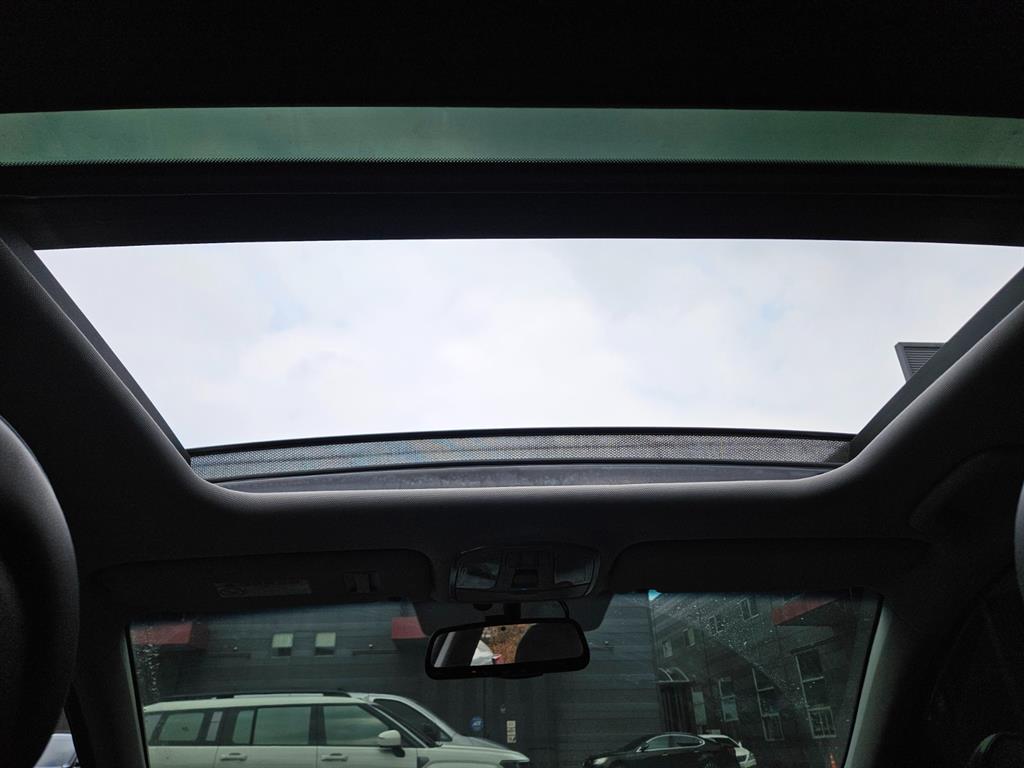 HYUNDAI Sonata - Vista 11