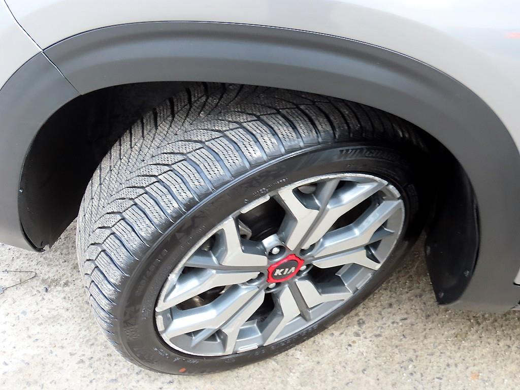 KIA Seltos - Vista 5