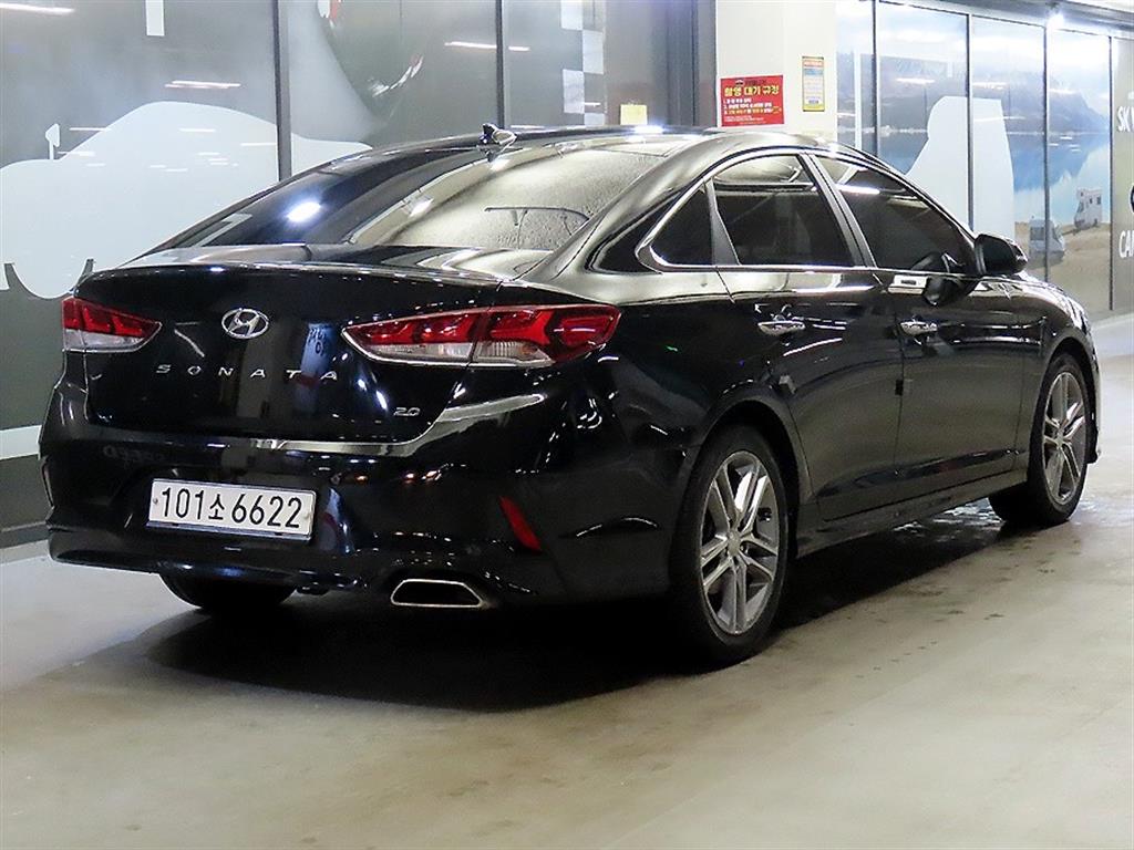 HYUNDAI Sonata - Vista 4