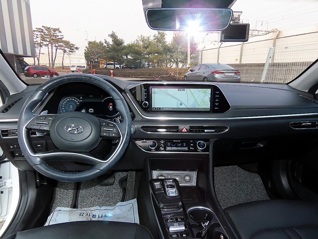 HYUNDAI Sonata - Vista 7