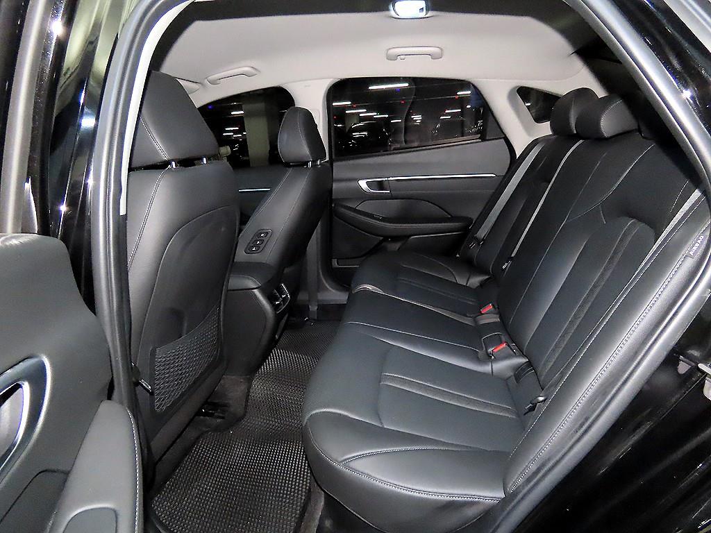 HYUNDAI Sonata - Vista 7