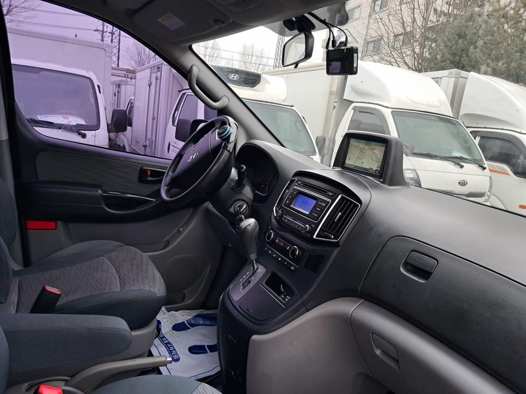 HYUNDAI Starex 2017 Azul - Importación desde Corea - HF Imports Iquique - Foto 16