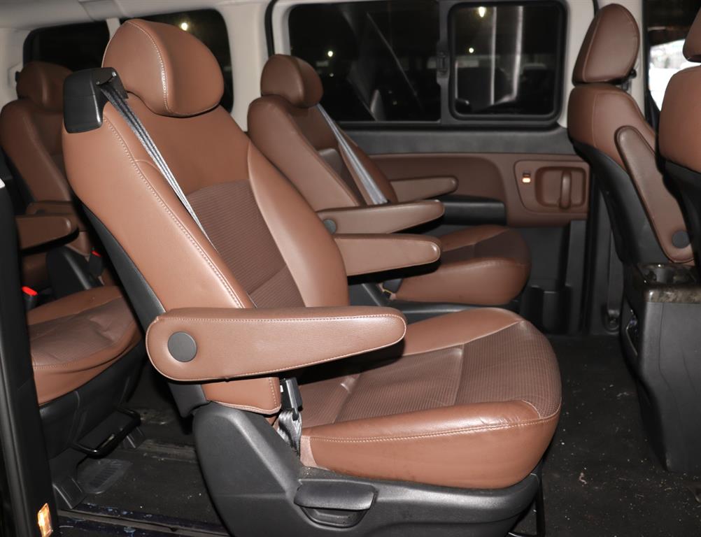 HYUNDAI Starex 2019 Negro - Importación desde Corea - HF Imports Iquique - Foto 11