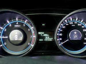 HYUNDAI Sonata - Vista 12