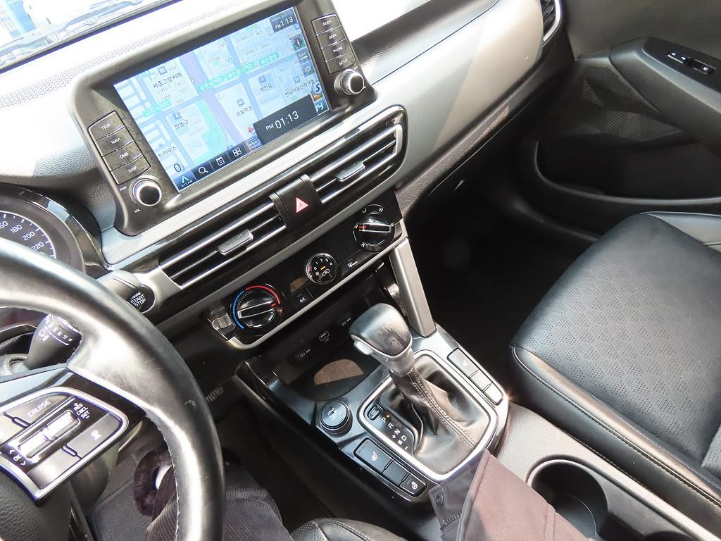 KIA Seltos - Vista 8