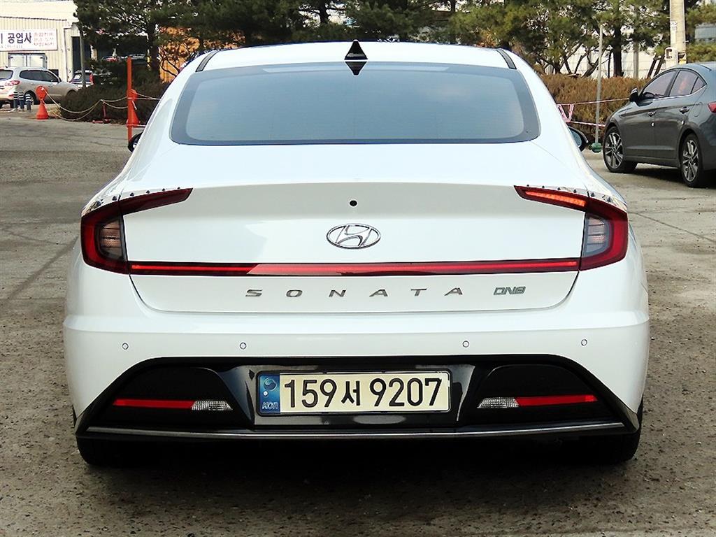 HYUNDAI Sonata - Vista 4
