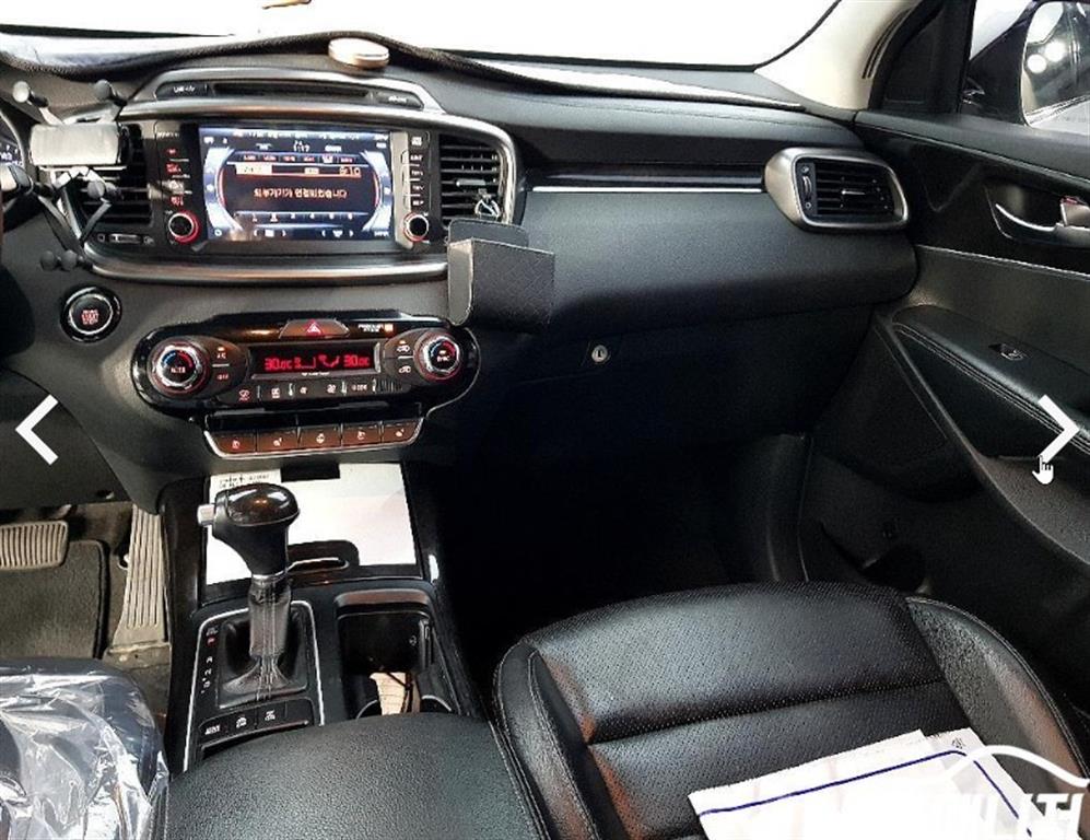 KIA Sorento - Vista 10