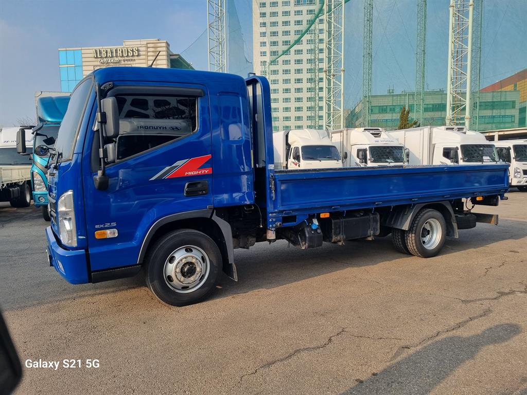 medium and large cargo Cargo - Vista 4