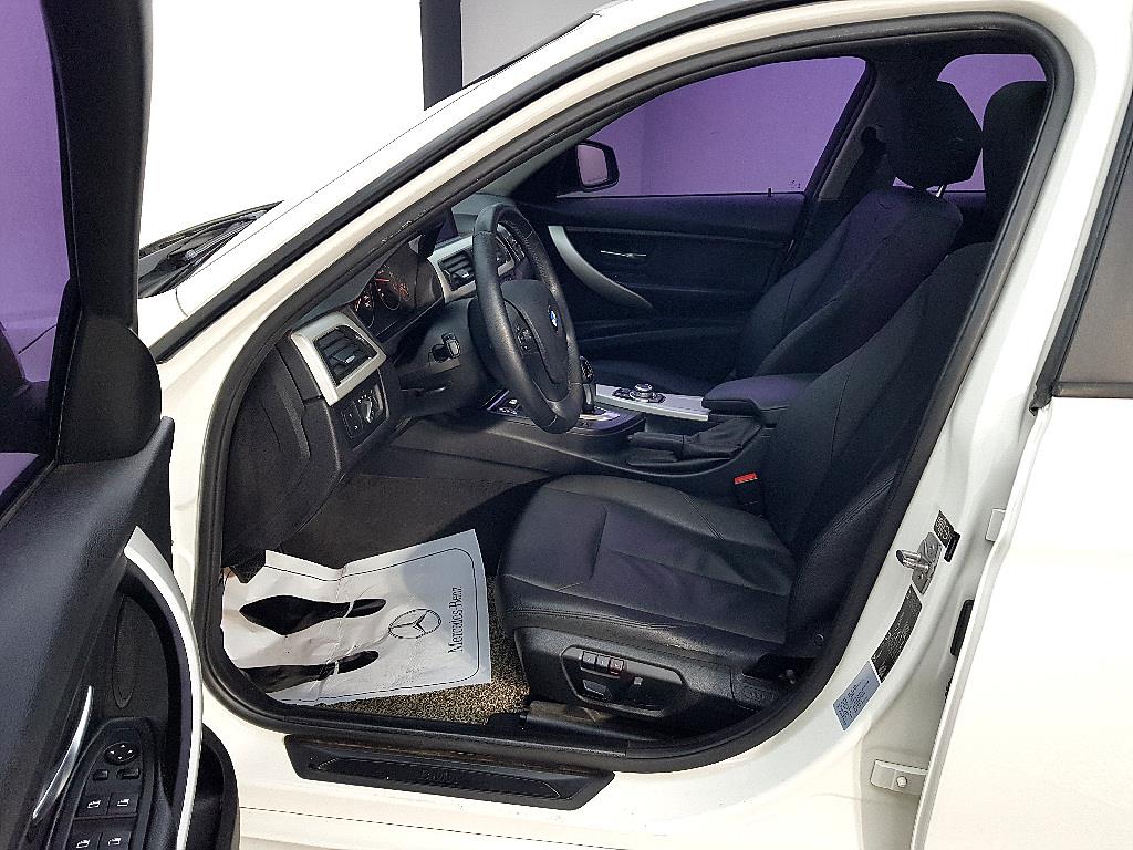 BMW 3 series - Vista 8