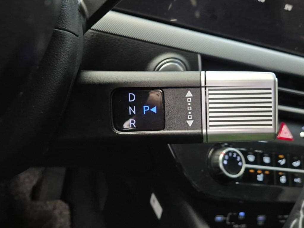 HYUNDAI Sonata - Vista 8