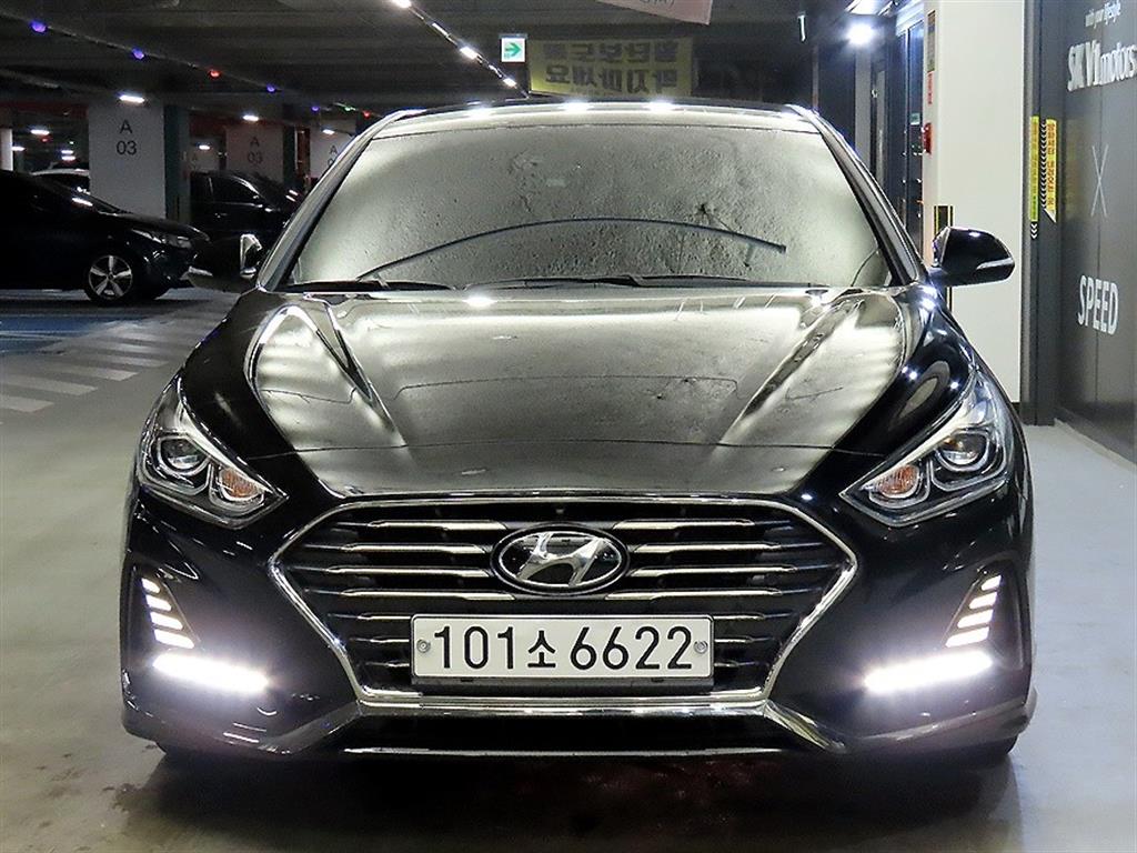 HYUNDAI Sonata - Vista 2