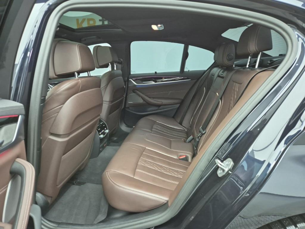 BMW 5 Series - Vista 12