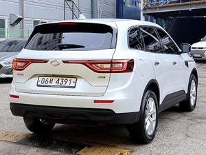 SAMSUNG QM6 - Vista 8