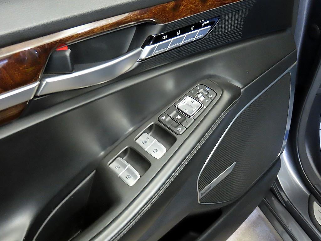 Genesis EQ900 2016 Gris - Importación desde Corea - HF Imports Iquique - Foto 13