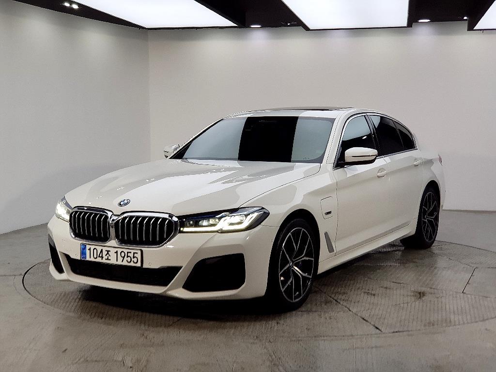 BMW 5 Series 2022 Blanco - Importación desde Corea - HF Imports Iquique - Foto 1