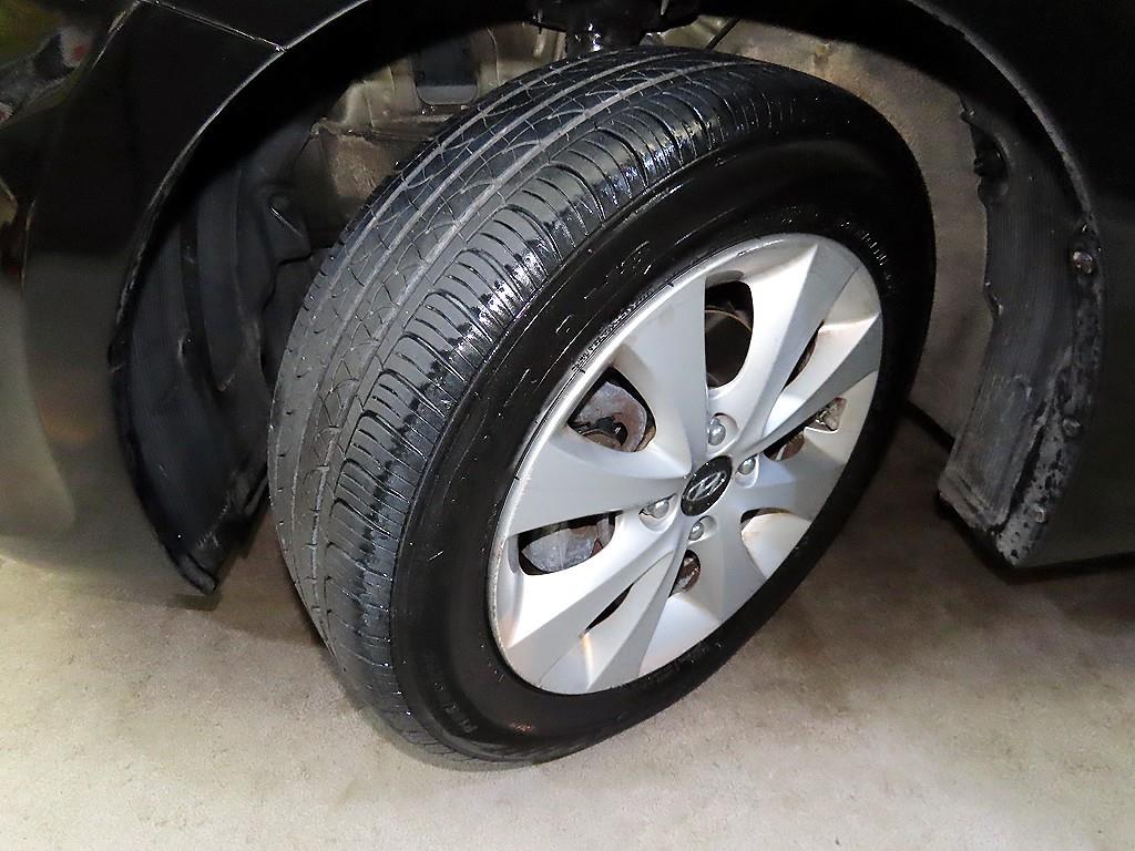 HYUNDAI Accent 2017 Negro - Importación desde Corea - HF Imports Iquique - Foto 19