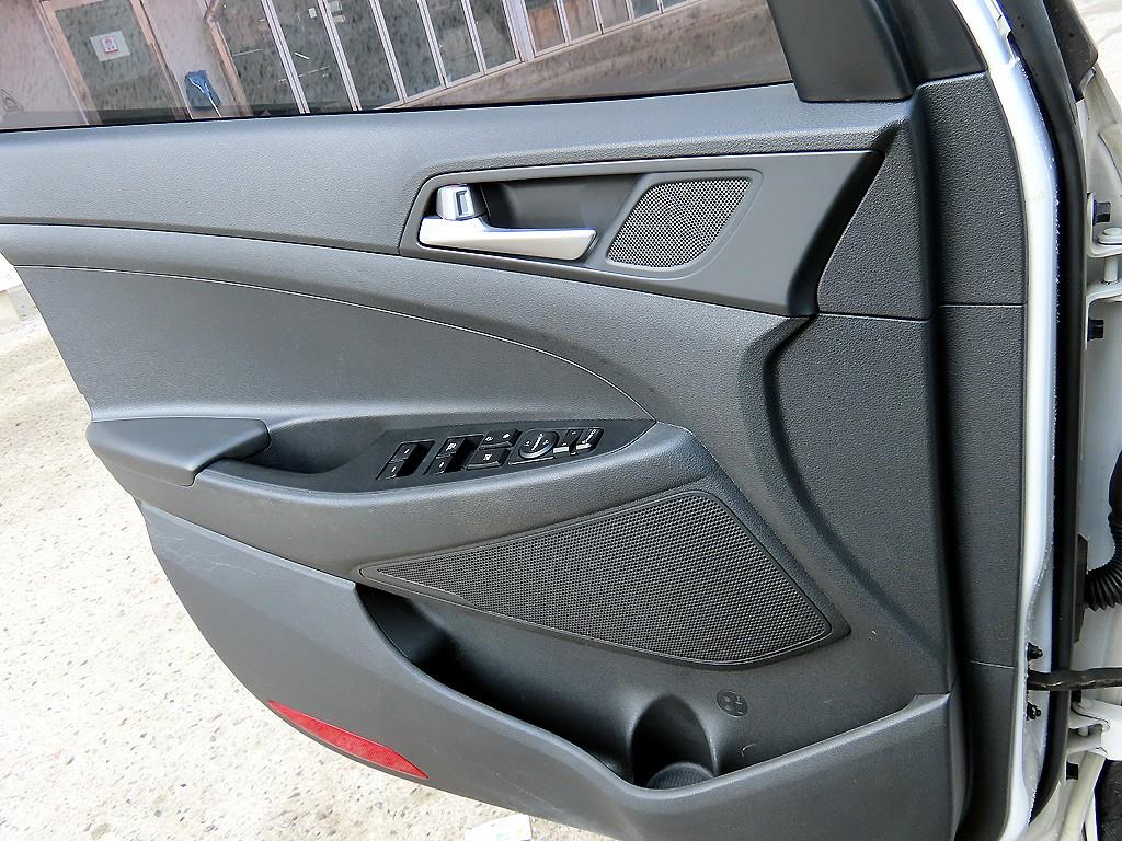 HYUNDAI Tucson - Vista 11