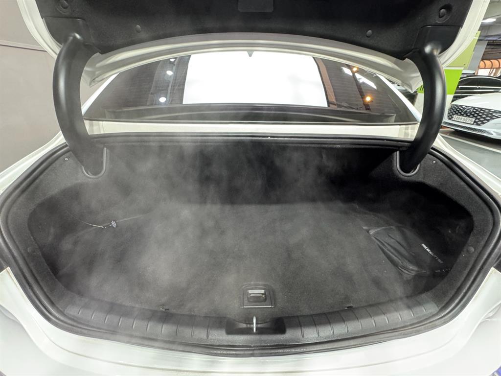 HYUNDAI Grandeur 2020 Blanco - Importación desde Corea - HF Imports Iquique - Foto 16