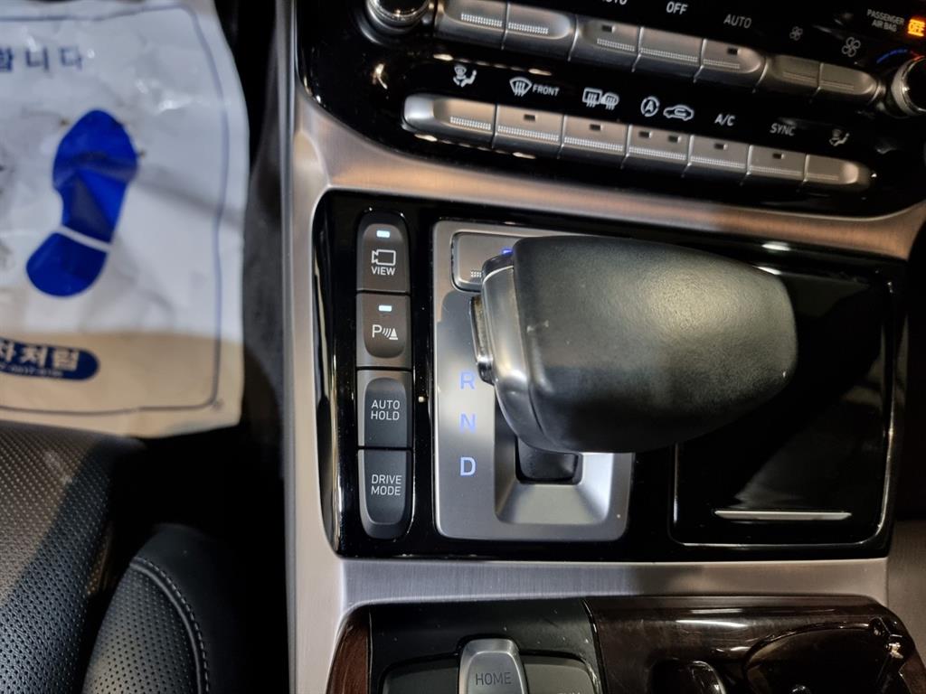 Genesis EQ900 - Vista 6