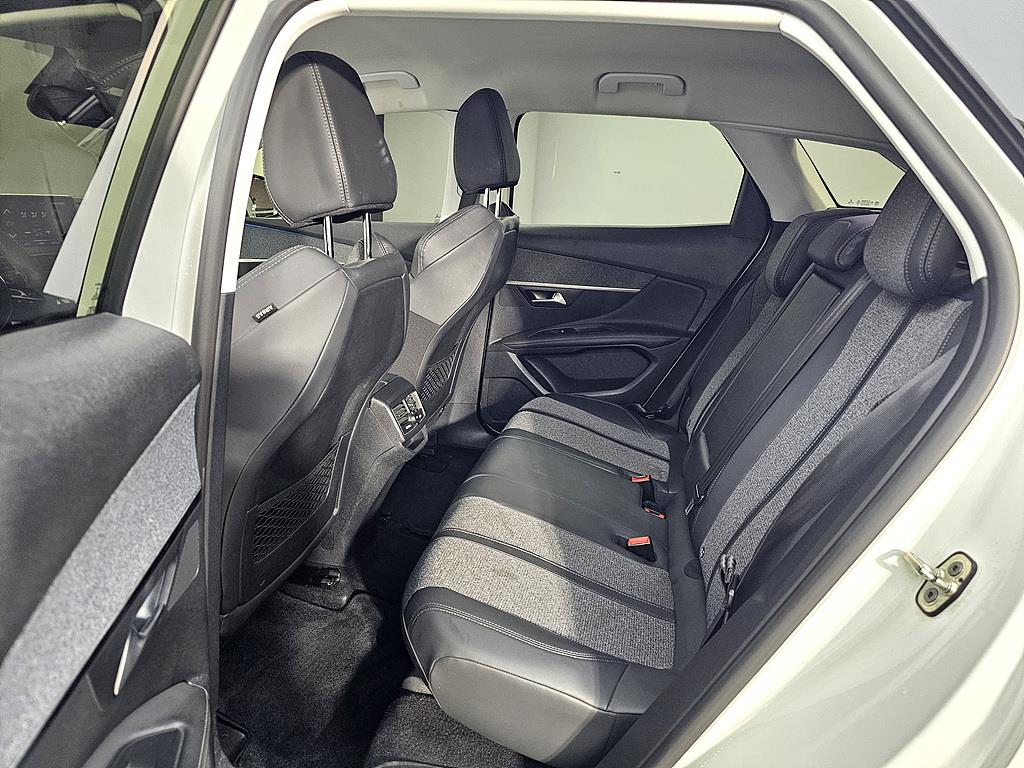 Peugeot 3008 - Vista 9
