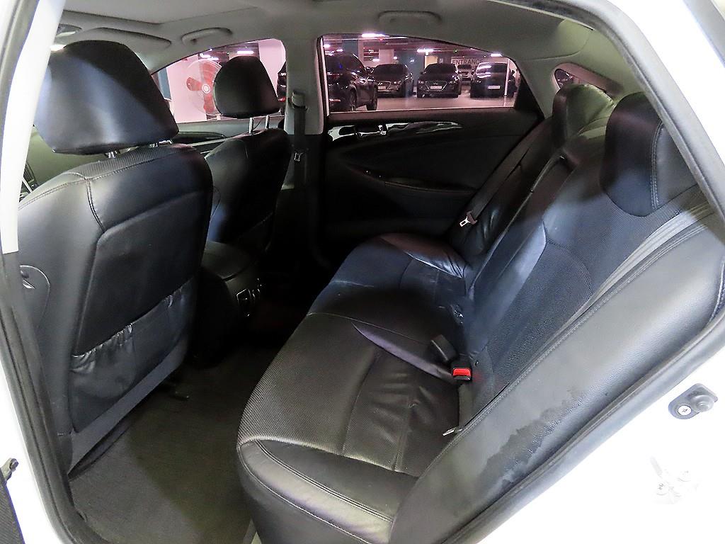 HYUNDAI Sonata - Vista 7