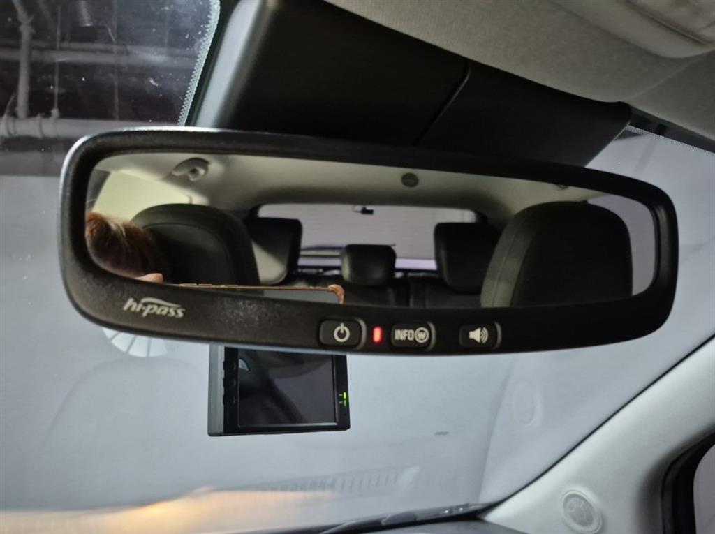 Chevrolet Trax 2019 Negro - Importación desde Corea - HF Imports Iquique - Foto 13