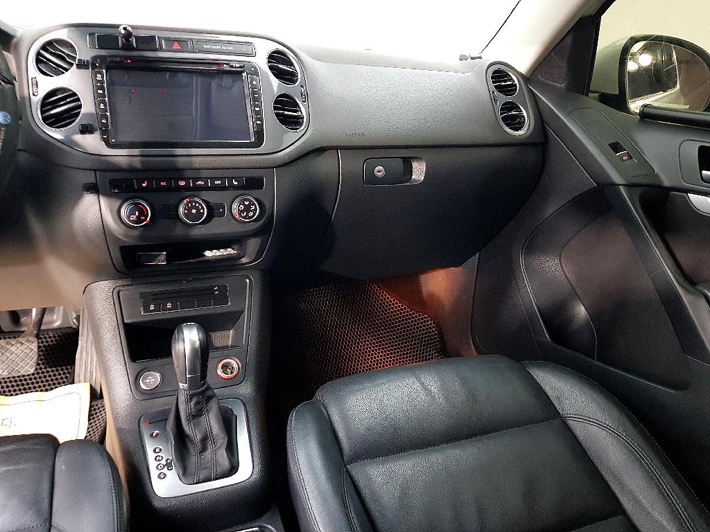 Volkswagen Tiguan - Vista 10