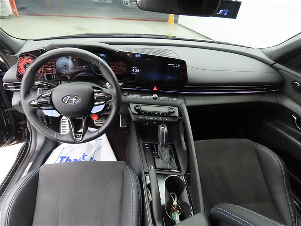 HYUNDAI Avante - Vista 7