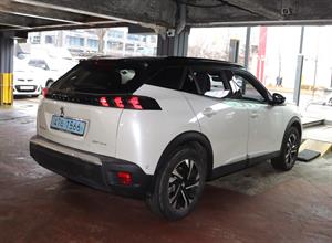 Peugeot 2008 - Vista 10