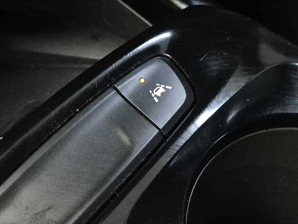 Chevrolet Trax 2024 Negro - Importación desde Corea - HF Imports Iquique - Foto 15