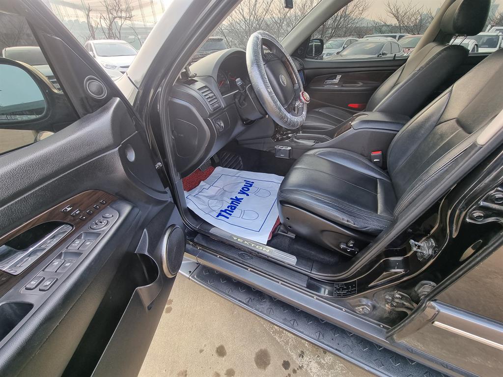 Ssangyong Rexton - Vista 12