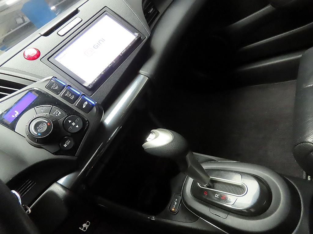 Honda CR-Z 2012 Negro - Importación desde Corea - HF Imports Iquique - Foto 17