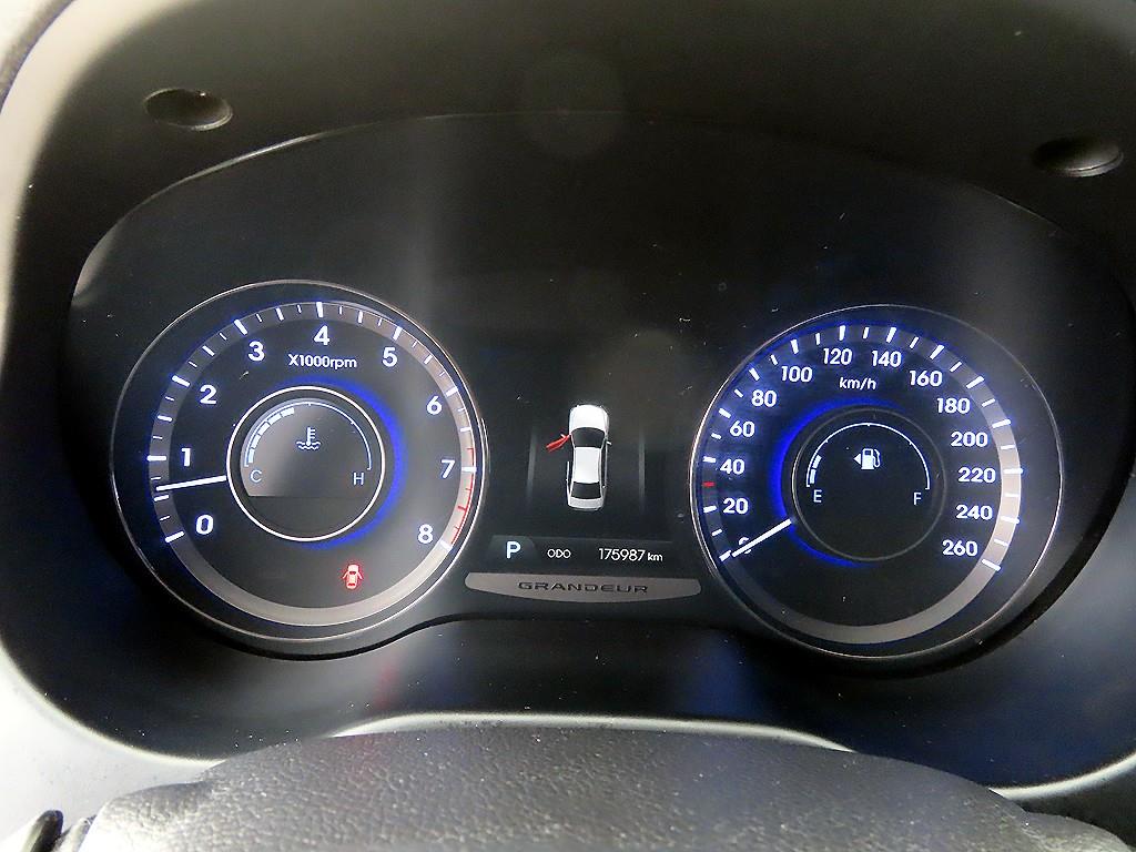 HYUNDAI Grandeur - Vista 8
