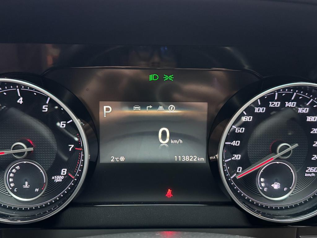 HYUNDAI Grandeur - Vista 6