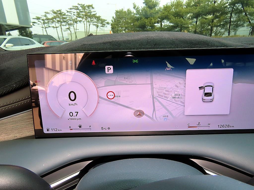 Genesis G80 - Vista 9