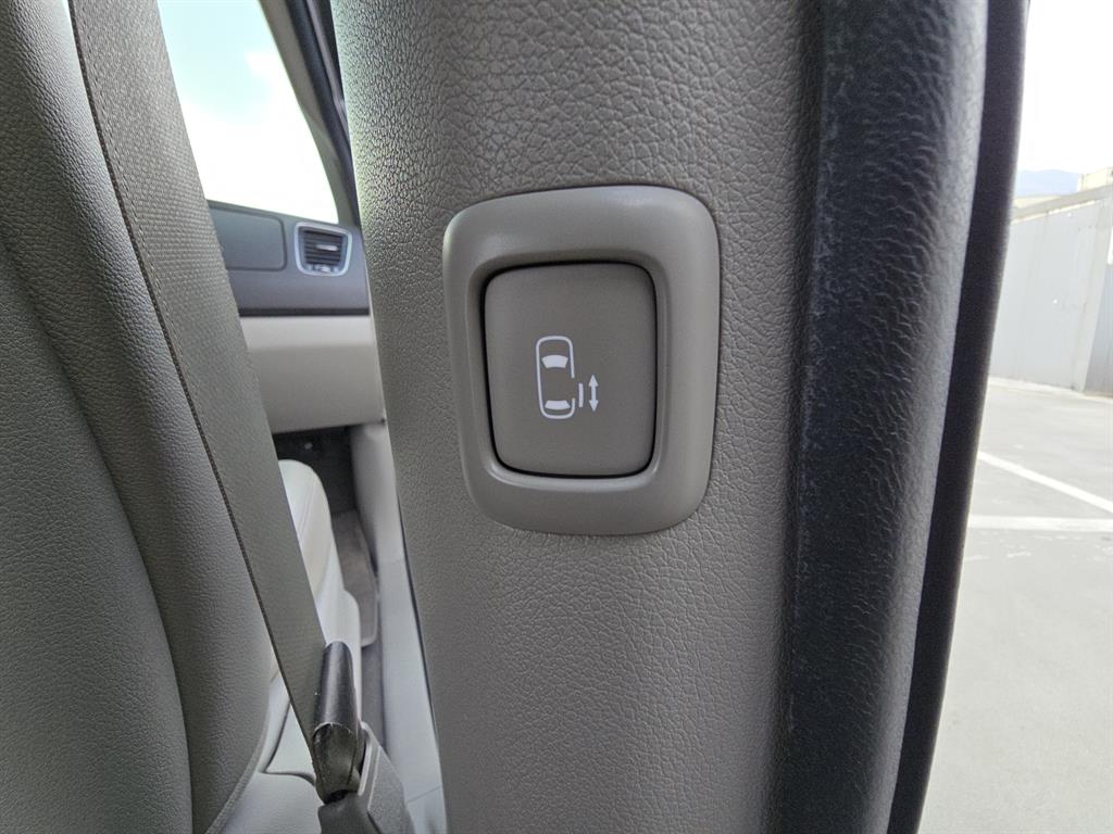 KIA Carnival 2016 Gris - Importación desde Corea - HF Imports Iquique - Foto 18