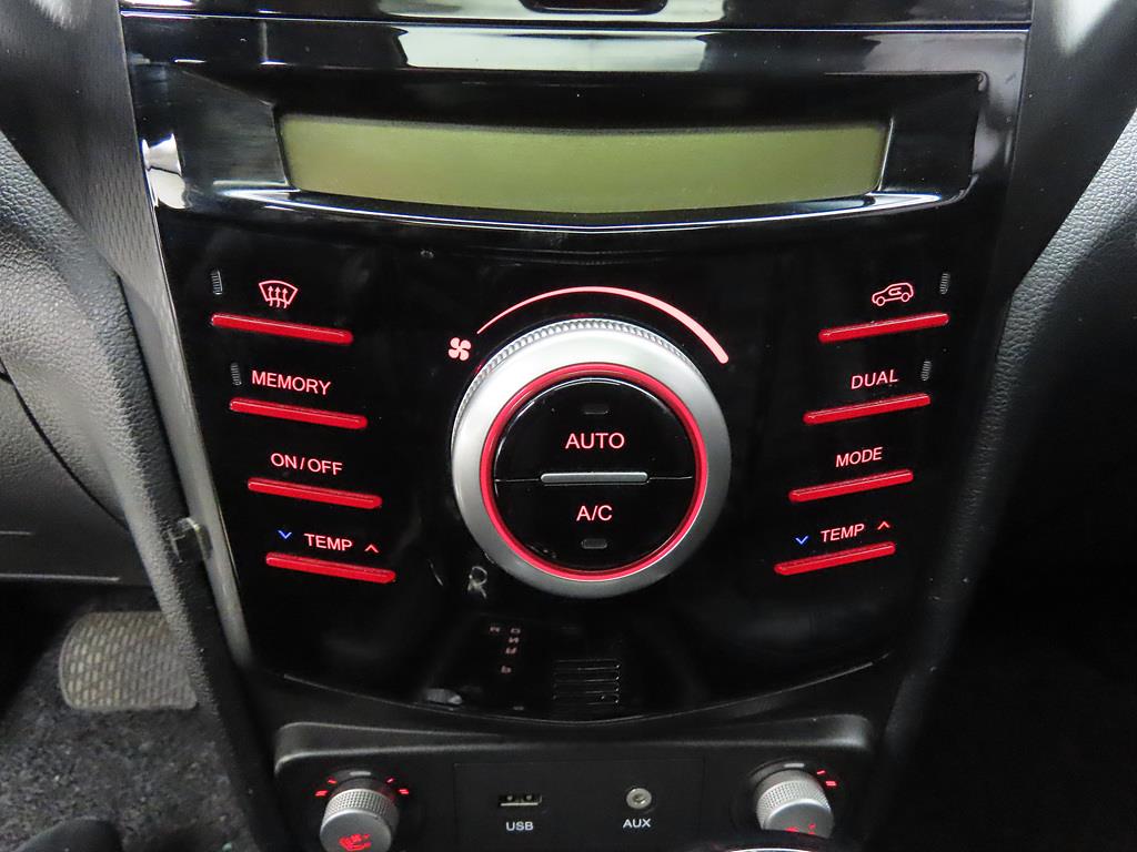 Ssangyong Tivoli 2016 Blanco - Importación desde Corea - HF Imports Iquique - Foto 14