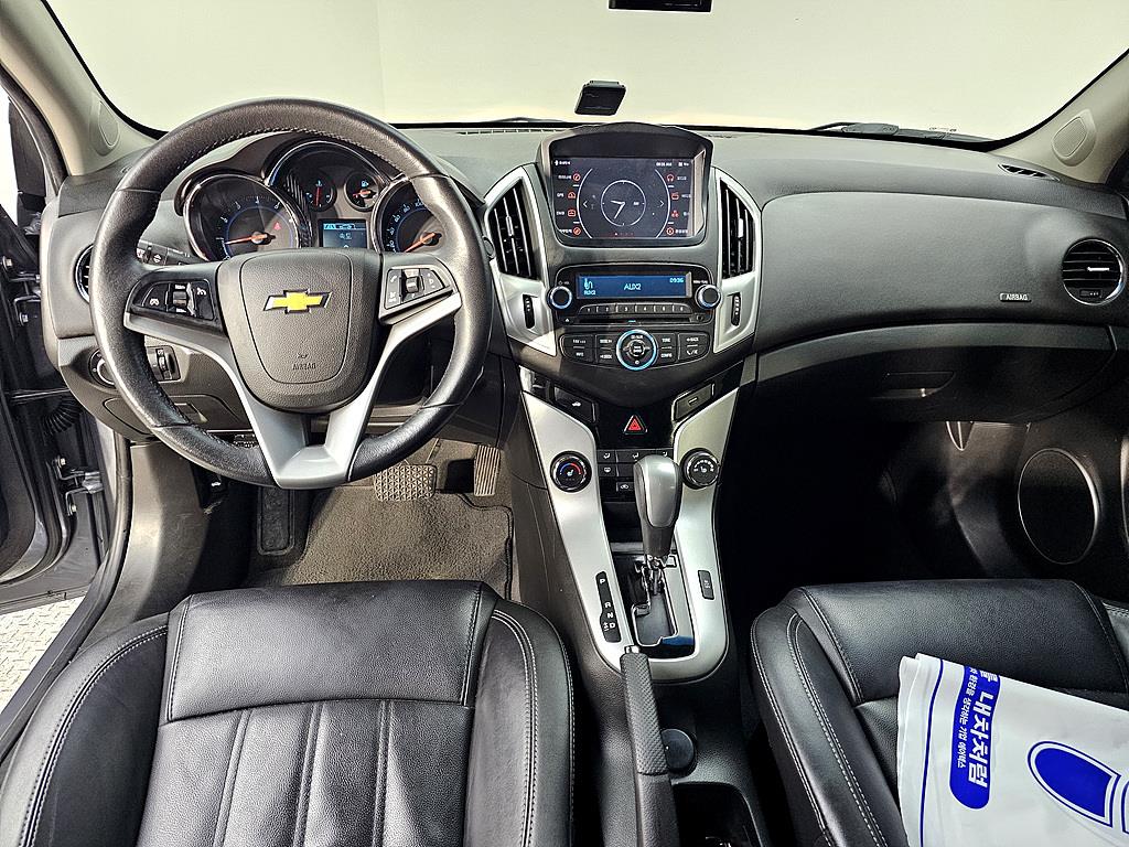 Chevrolet Cruise - Vista 5