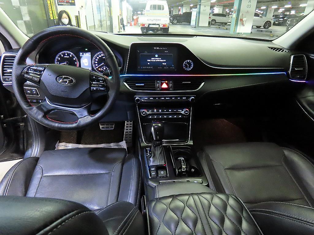 HYUNDAI Grandeur - Vista 10