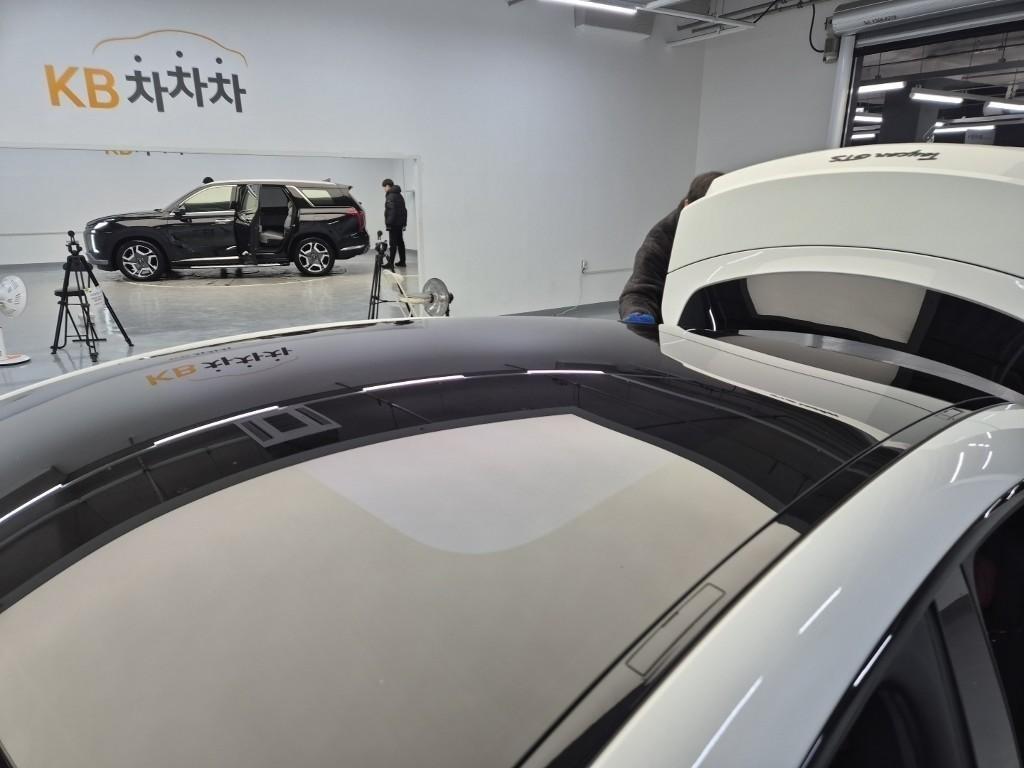 Porsche Taycan - Vista 8